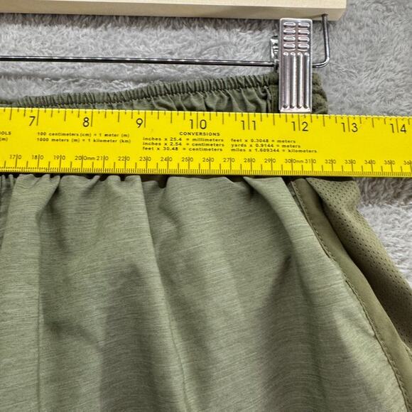 Nike Shorts Women S Green Olive Running Shorts Build In Briefs Side Pockets Gym - Picture 7 of 8